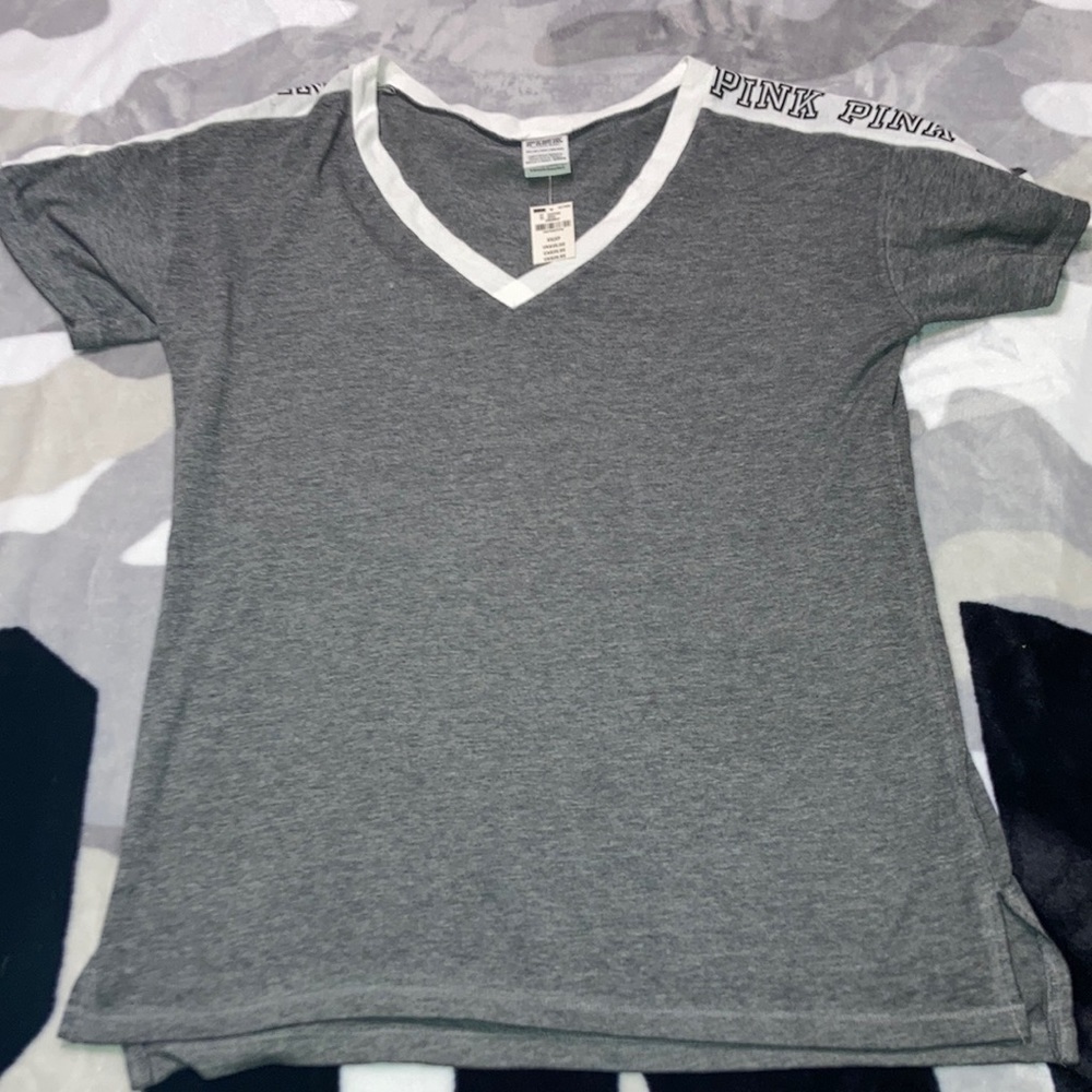 VS Pink T-shirt